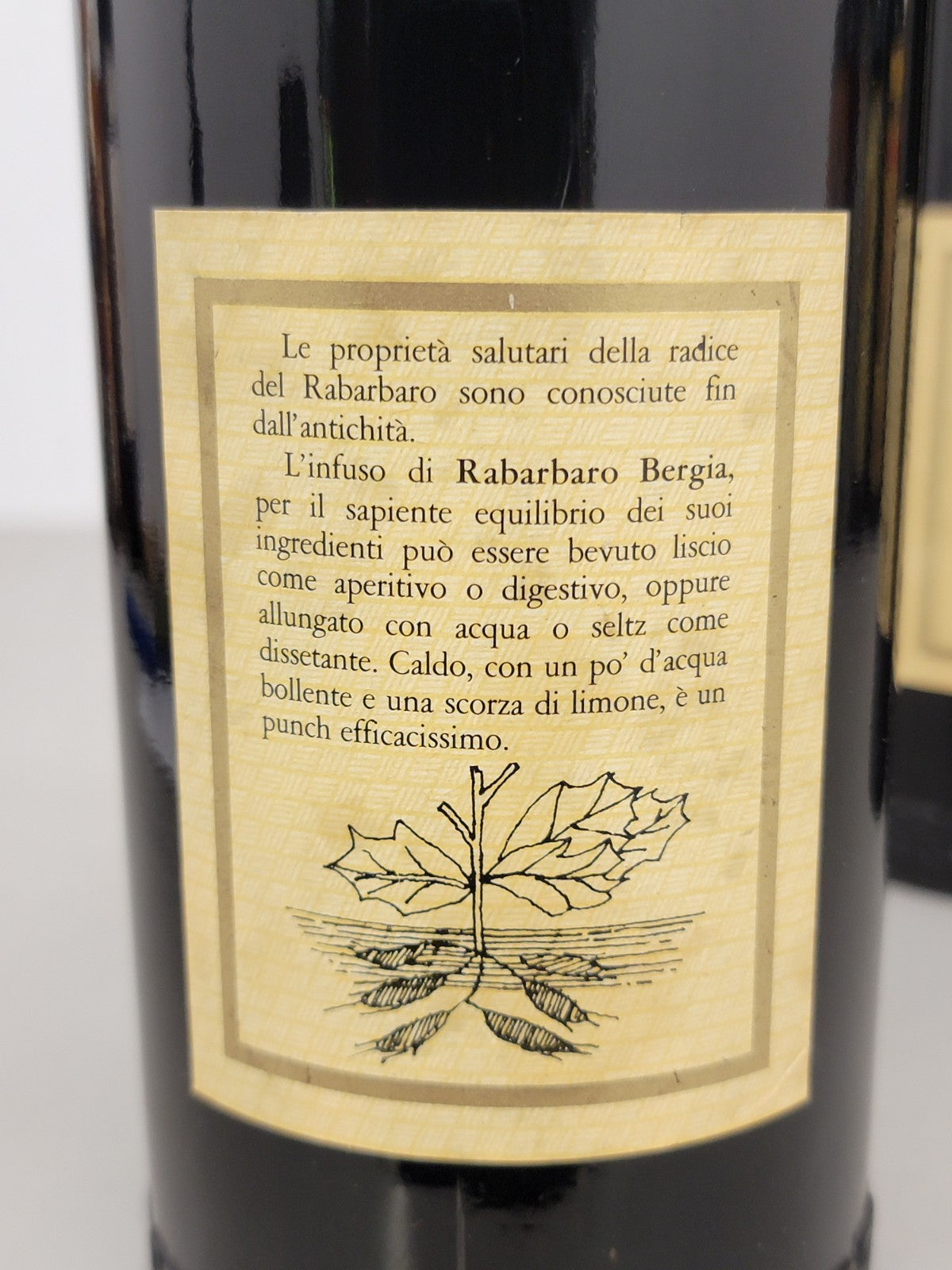 Liquore Bergia Rabarbaro S.Cobianchi anni 70 bott. 75 cl 16%