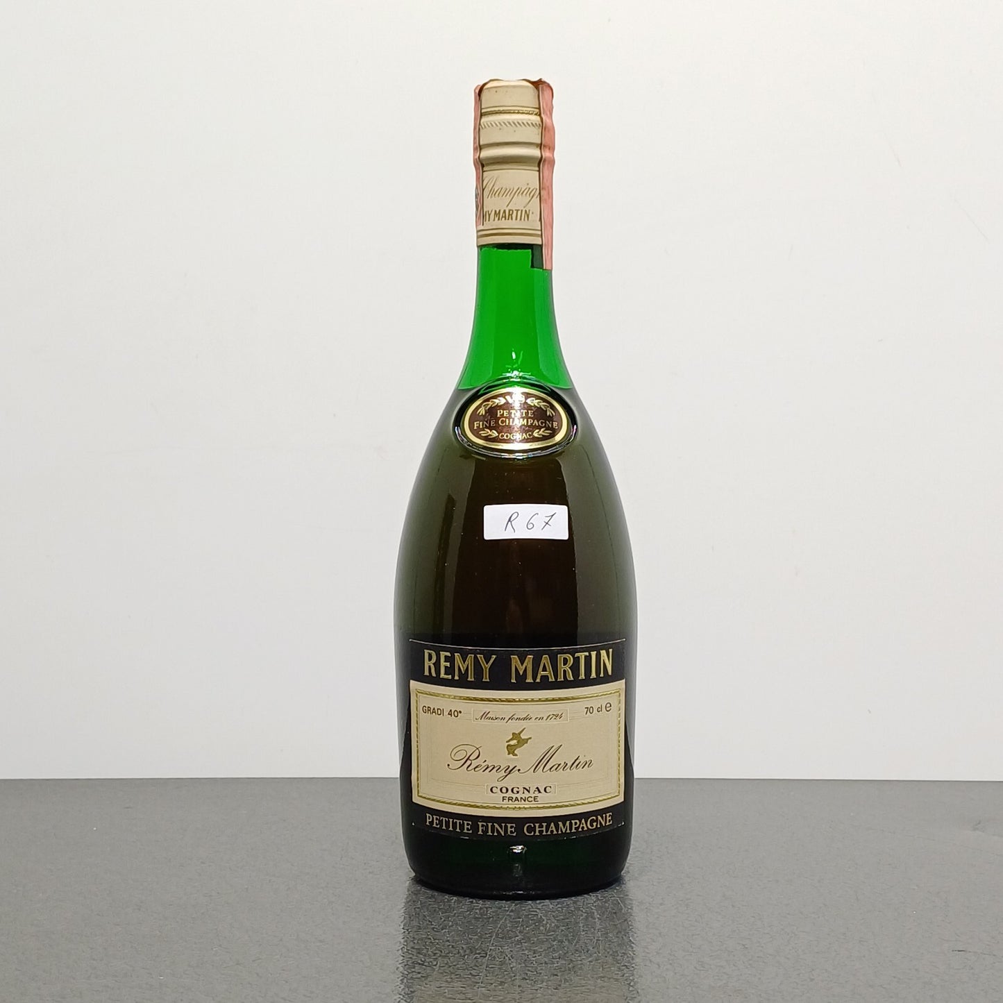 Cognac Remy Martin Petite Fine Cognac 1980s bott.70 cl 40%