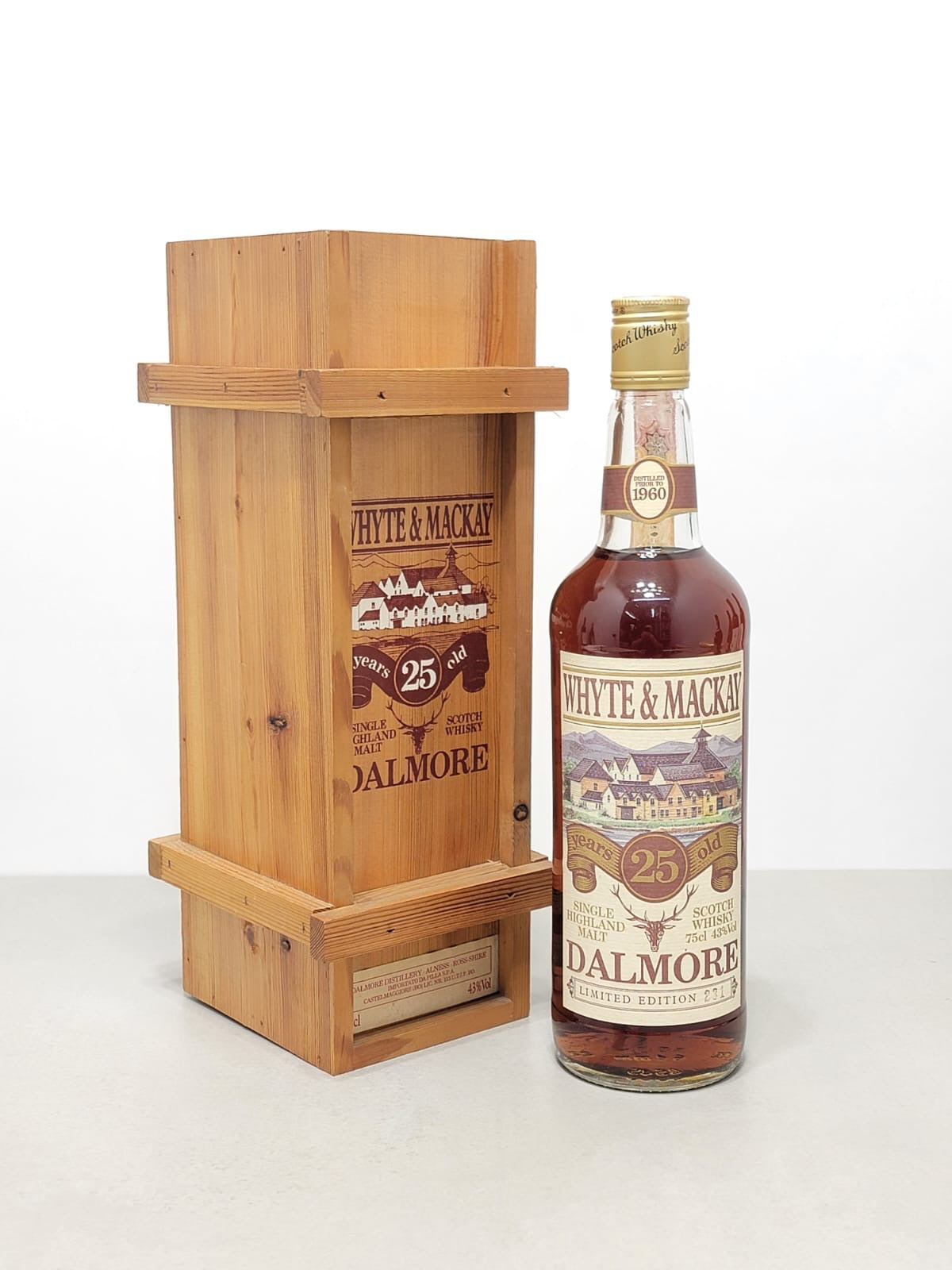 WHITE & MACKAY - Dalmore 25 Years Old