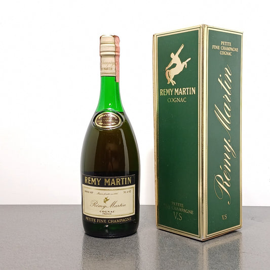 Cognac Remy Martin Petite Fine Cognac 1980s bott.70 cl 40%