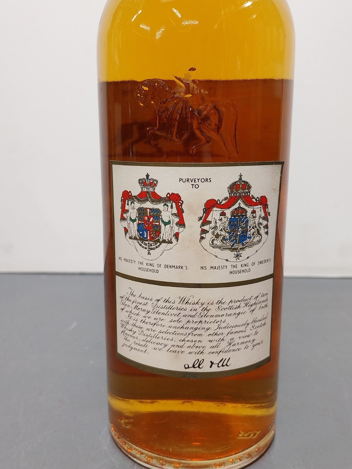 1x Whisky Highland Queen anni 60 bott. 75 cl