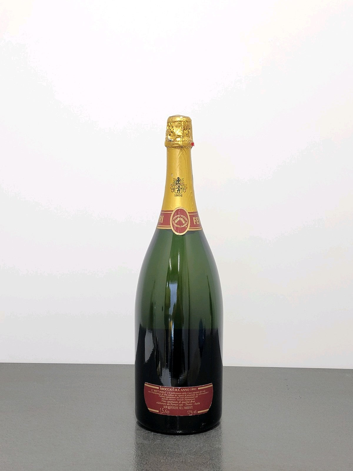 Ferrari Brut Perle 1985 Magnum Sboccatura 1991 Millesimato Lunelli 1.5 lt 12%