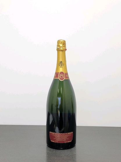 Ferrari Brut Perle 1985 Magnum Sboccatura 1991 Millesimato Lunelli 1.5 lt 12%