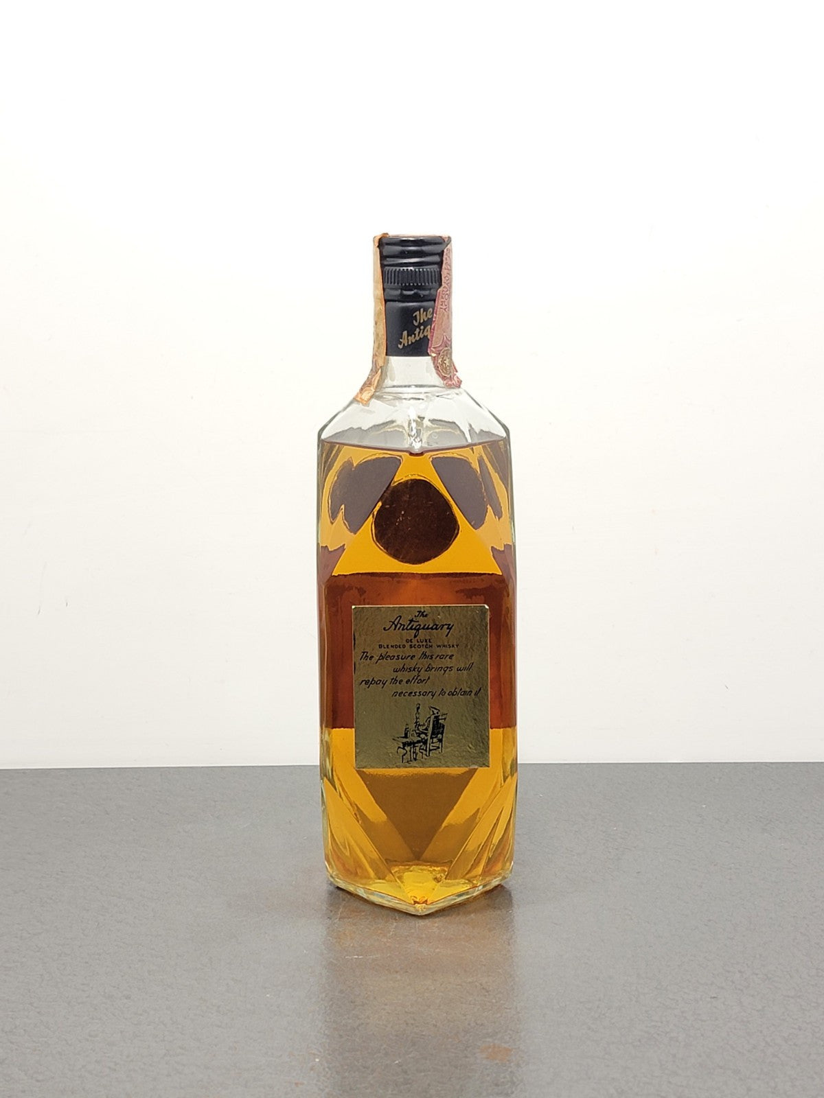 Whisky The Antiquary De Luxe 12 years 1970s bott.75 cl 40%