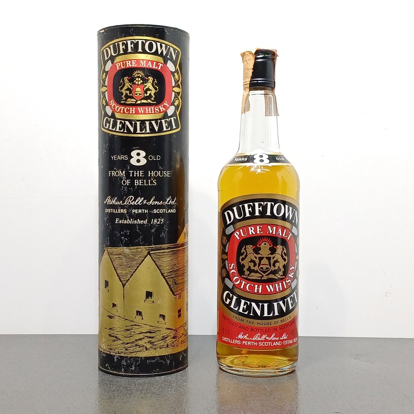 Whisky Dufftown 8 years Glenlivet 1980s Pure Malt Scotch Whisky bott.75 cl 40 %