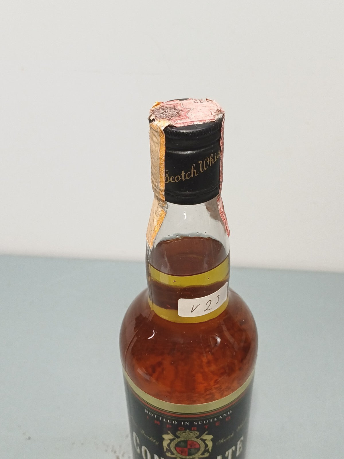 Whisky Consulate Finest Blended Scotch Whisky anni 80 bott.70 cl