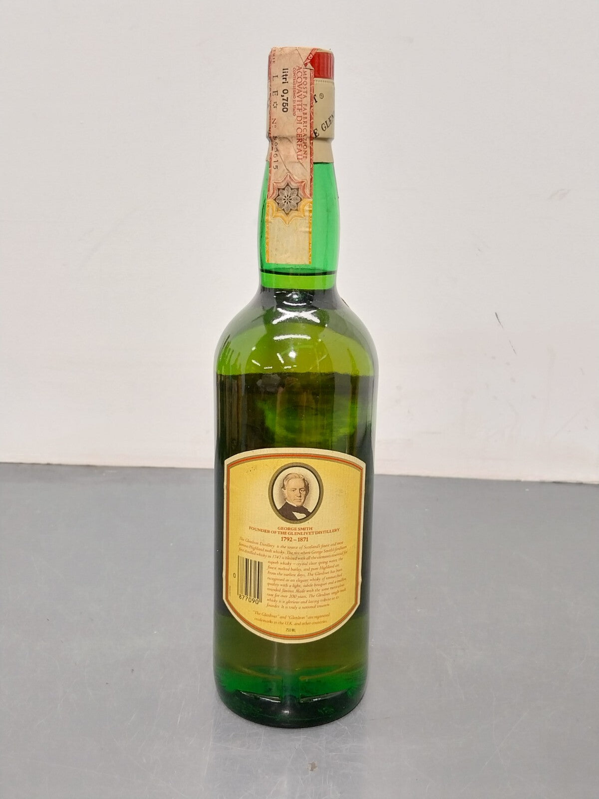 Glenlivet 12 years 1980s Pure Single Malt George J. G. Smith bott.75 cl 43 %