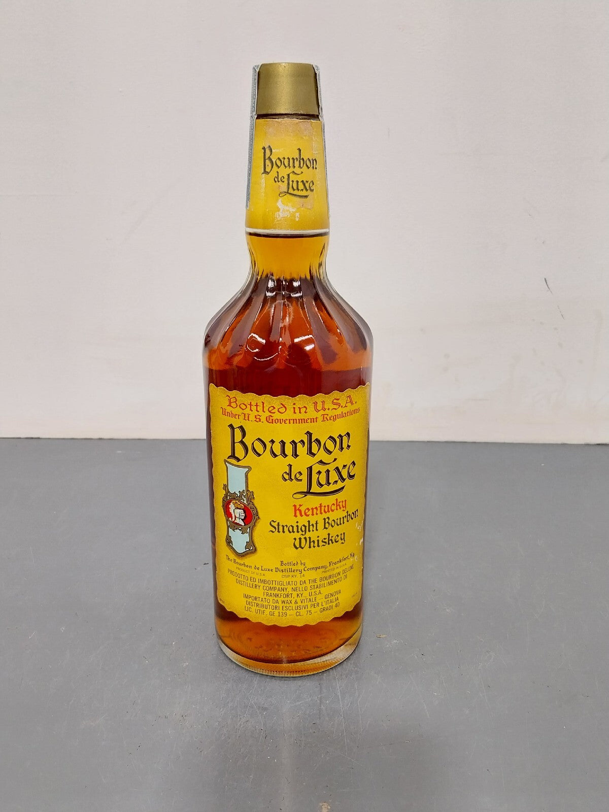 Whisky Bourbon De Luxe Kentucky anni 70 bott. 0.75 cl