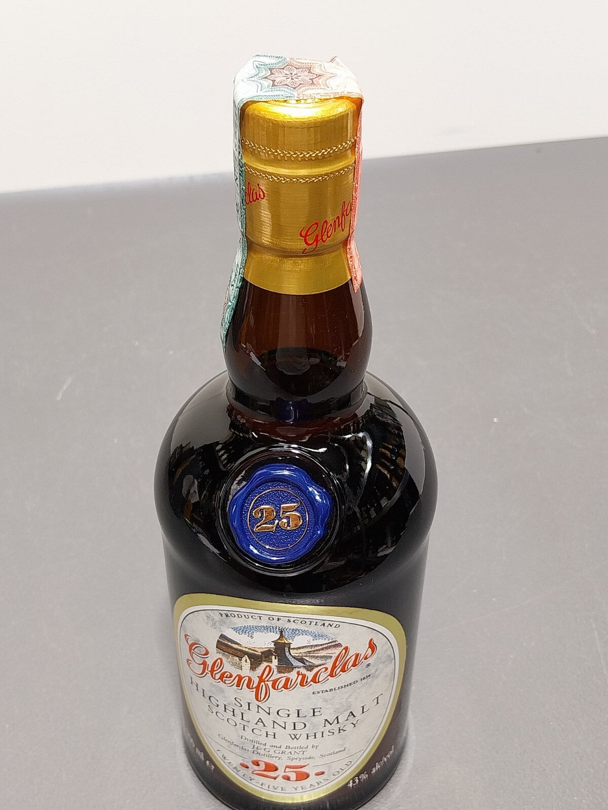 Whisky Glenfarclas 25 Years Old Single Highland Malt anni 90 bott.75 cl