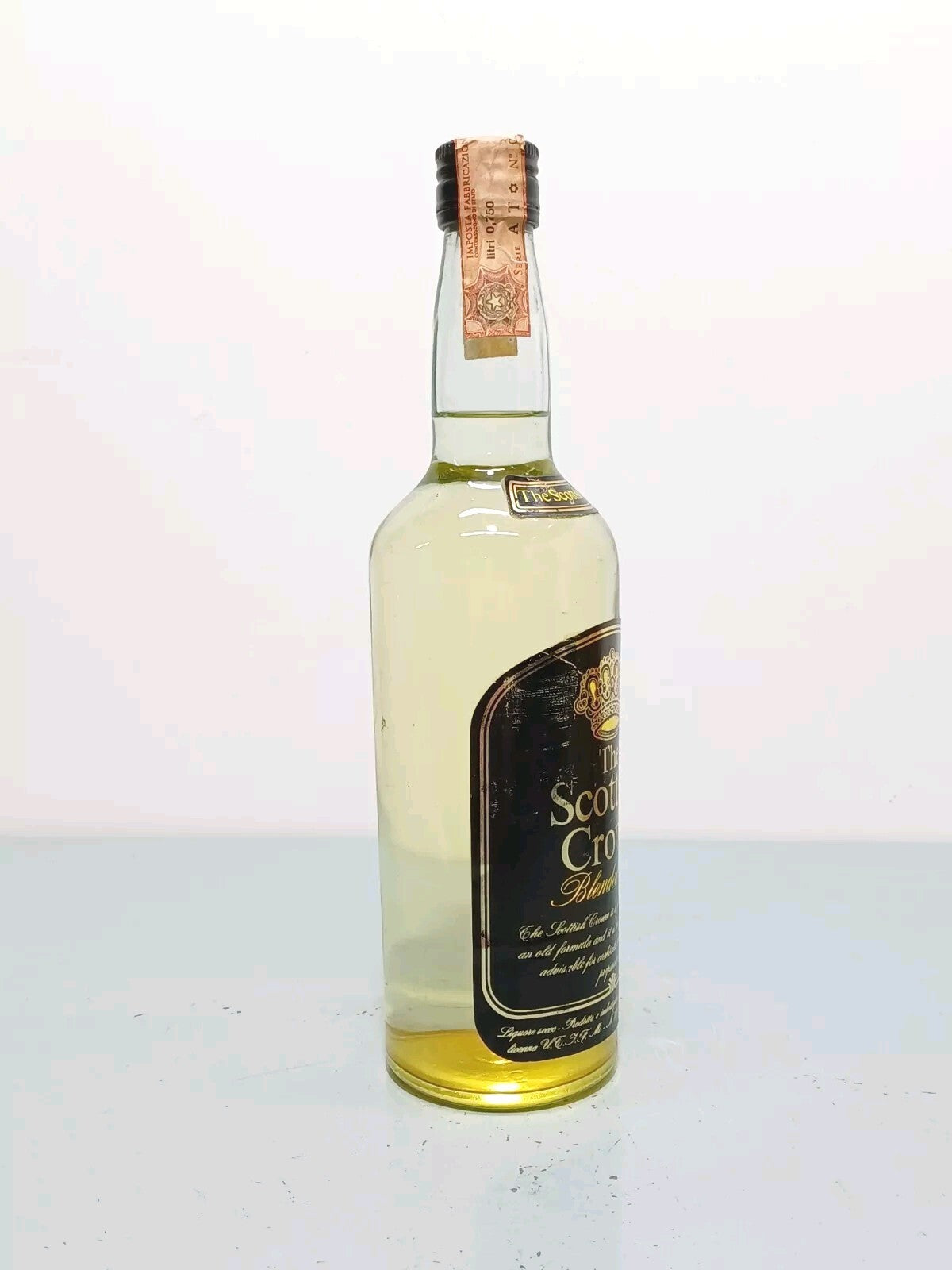 Whisky Scottish Crown anni 70 Finest Old Scotch Whisky bott.75 cl