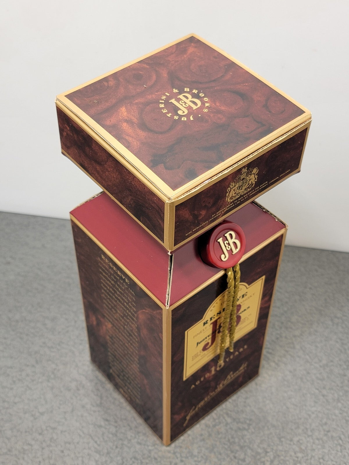 Whisky J & B 15 years Reserve 1980s Fines Old Scotch Whisky bott.70 cl 43 %
