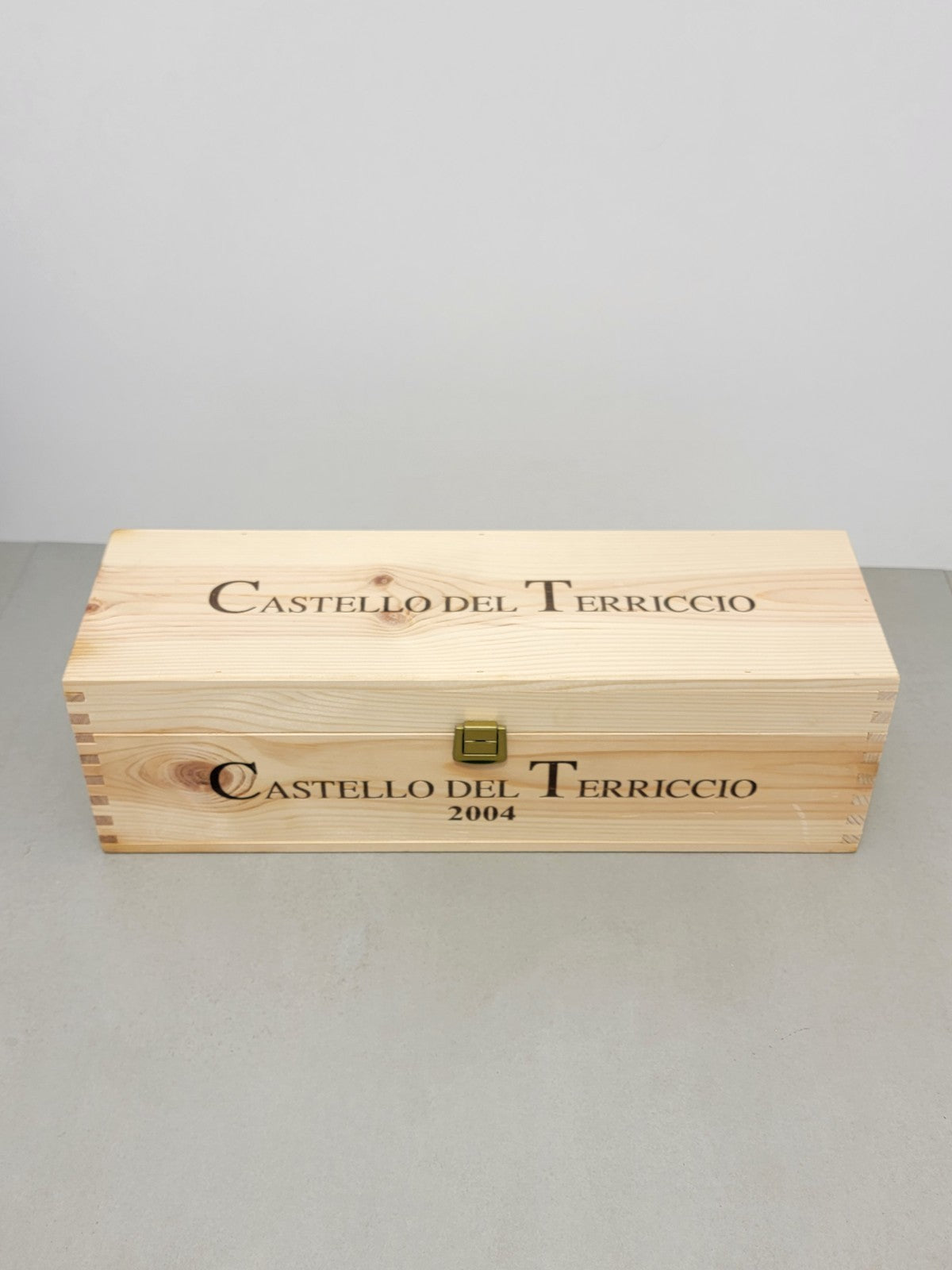 Castello Del Terriccio 2004 Magnum Toscana Cassa In Legno bott. 1,5 litro 14%