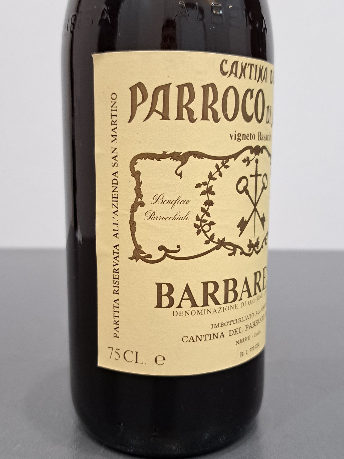 Barbaresco Parroco Di Neive 1978 Vigneto Basarin bott. 75 cl