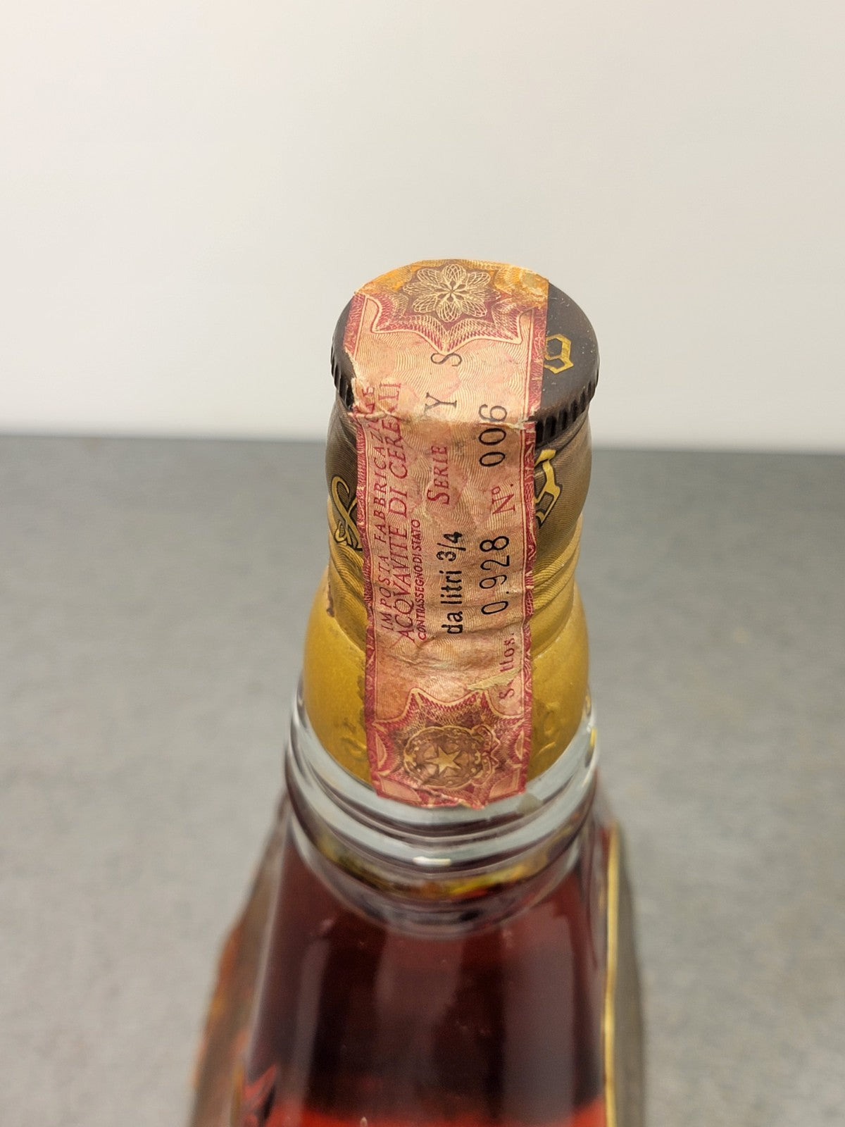 Whisky Johnnie Walker Swing 1980s Blended Scotch Whisky bott.75 cl 40%