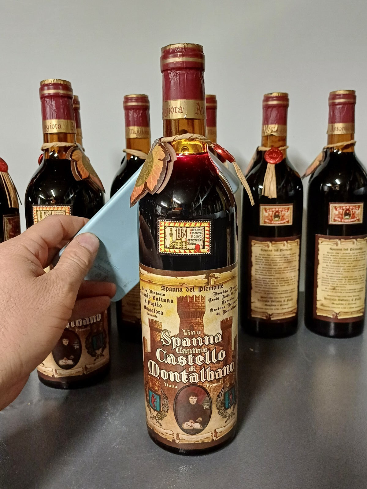 1x Spanna A. Vallana Cantina 1964 Castello Di Montalbano bott. 72 cl