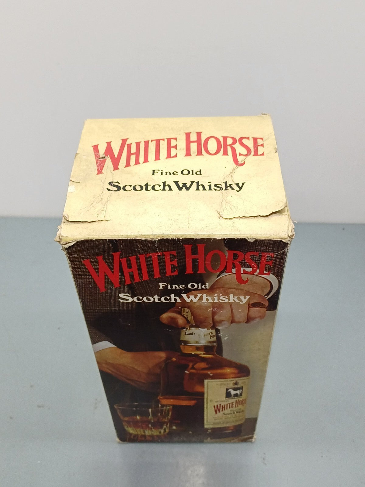 Whisky White Horse 1970s Fine Old Scotch Whisky bott. 1,75 Litri 40%