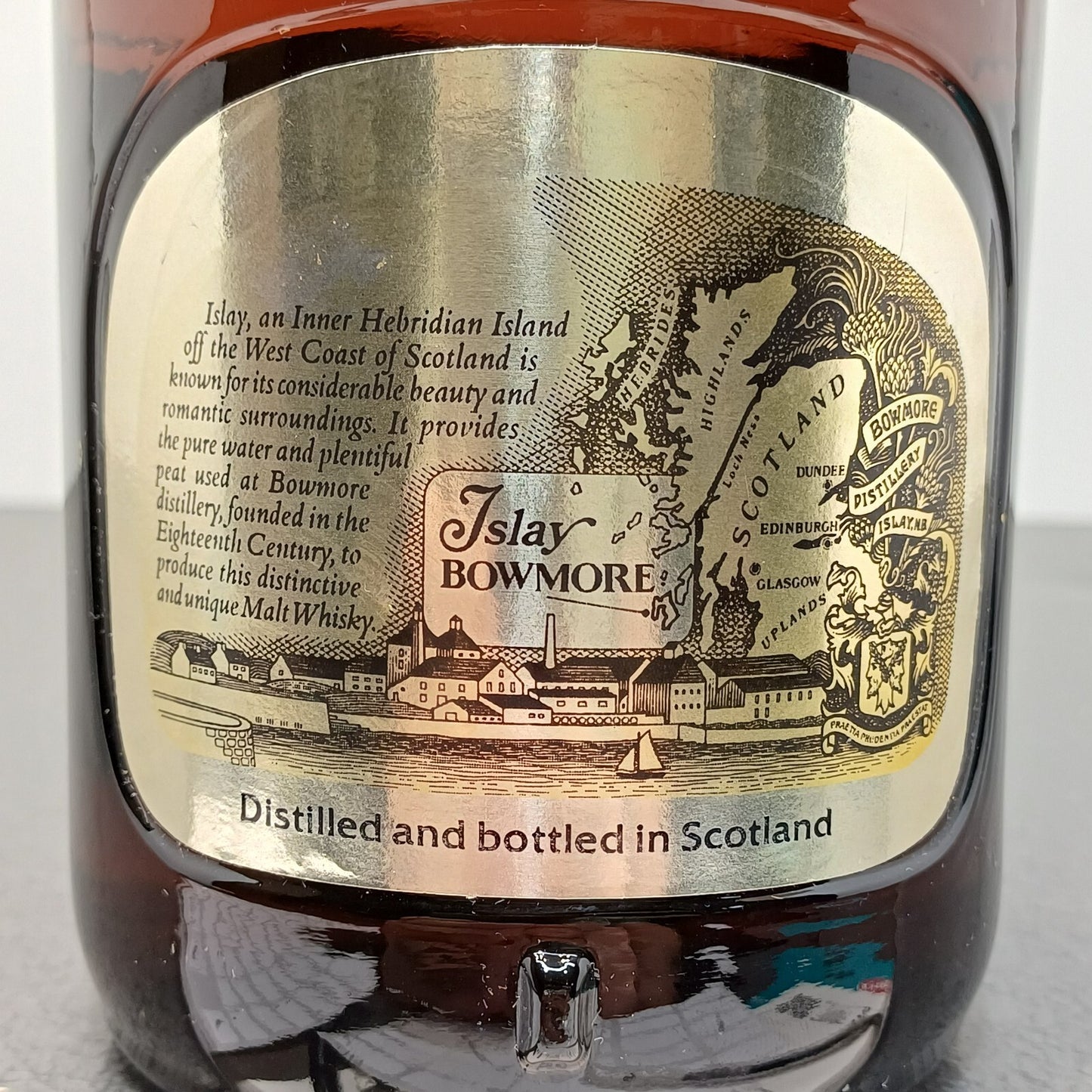 Bowmore 12 years Old Islay Pure Malt Scotch Whisky anni 80 bott. 75 cl 43%