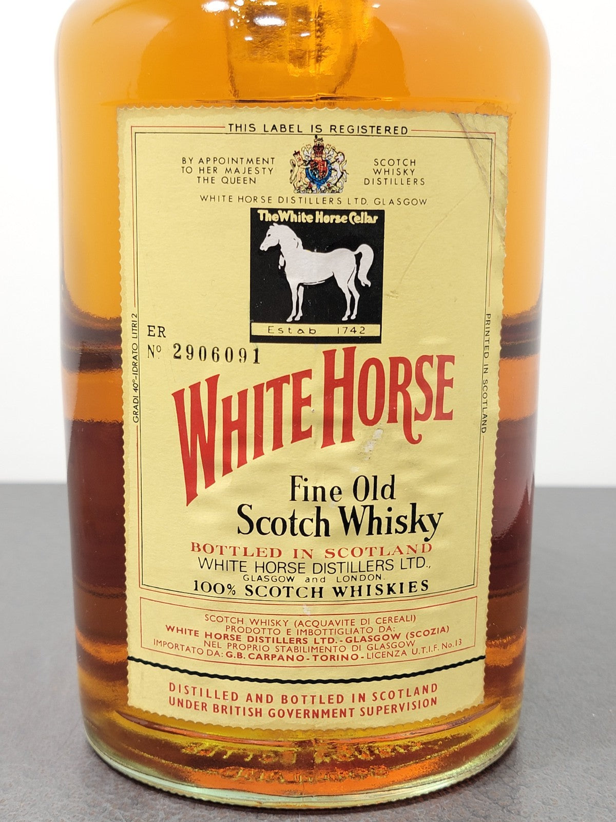 Whisky White Horse 1970s Fine Old Scotch Whisky bott. 2 Litri 40%