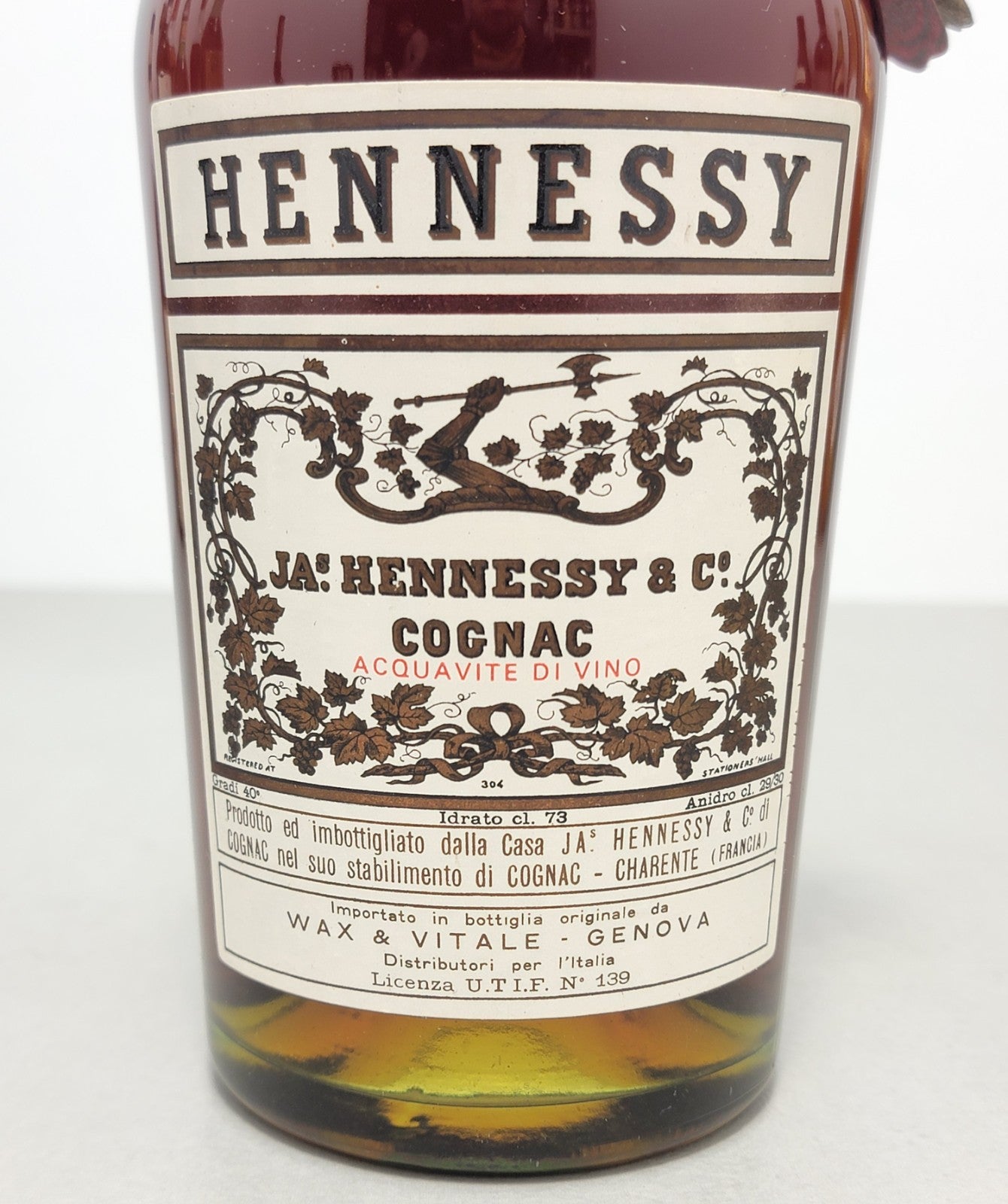 Cognac Hennessy Bras Arme 1960s bott. 73 cl 40%