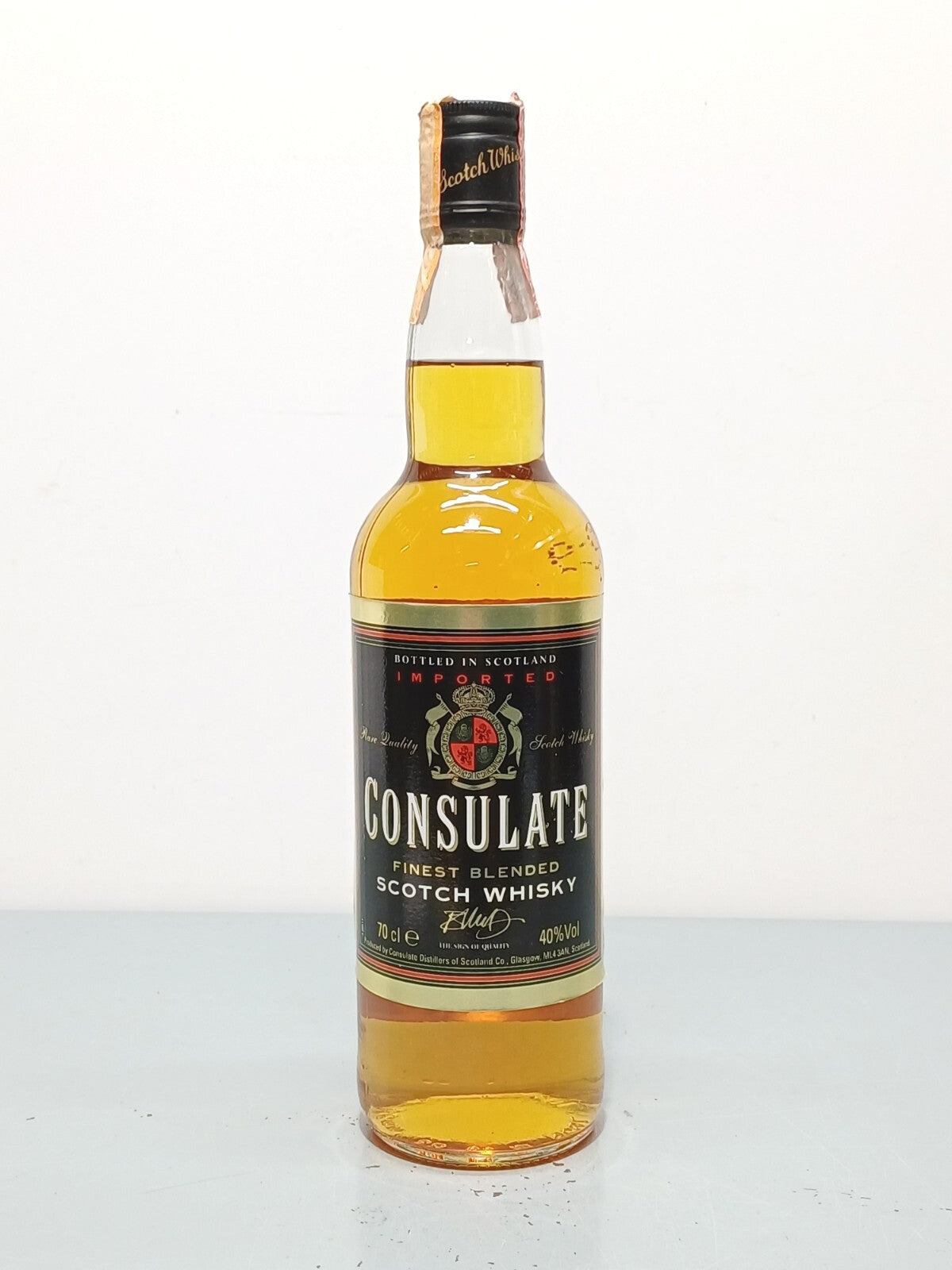 Whisky Consulate Finest Blended Scotch Whisky anni 80 bott.70 cl