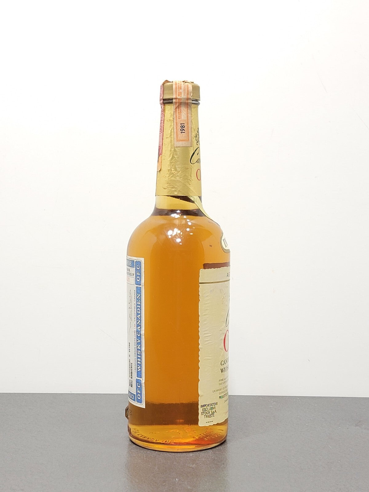 Whisky Canadian O.F.C 8 year 1981 Gibson 86 proof bott.75 cl 43.4%