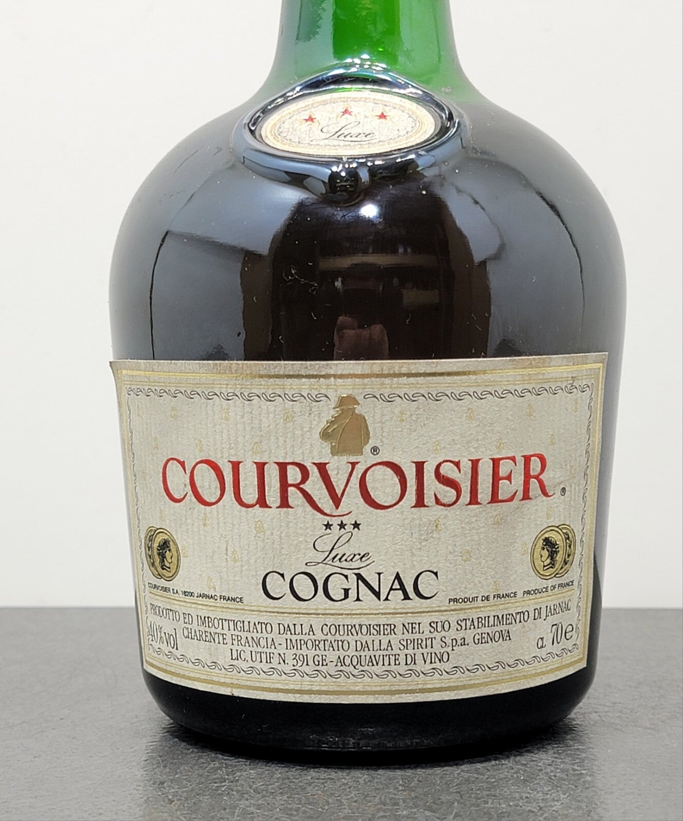 Cognac Courvoisier 3 Star Luxe 1980s bott.70 cl 40%
