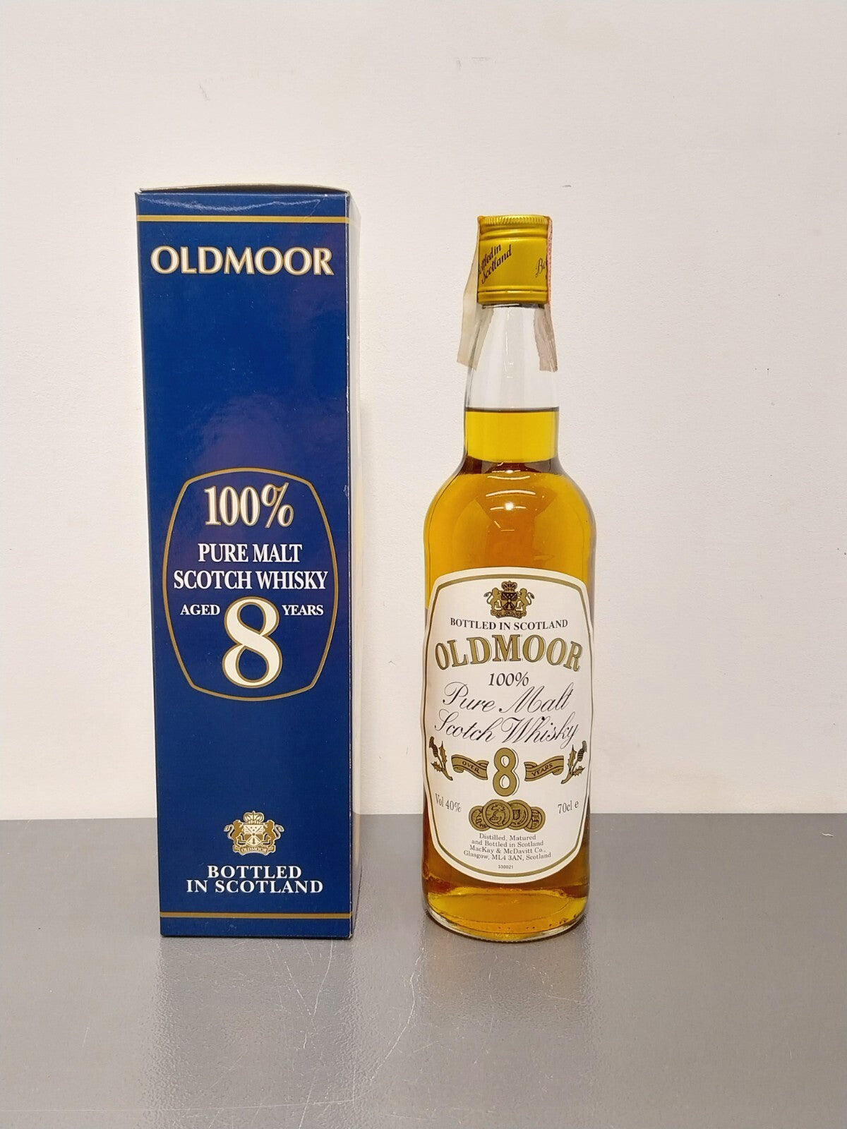 Whisky Oldmoor 8 years 1980s Pure Malt bott. 70 cl 40%