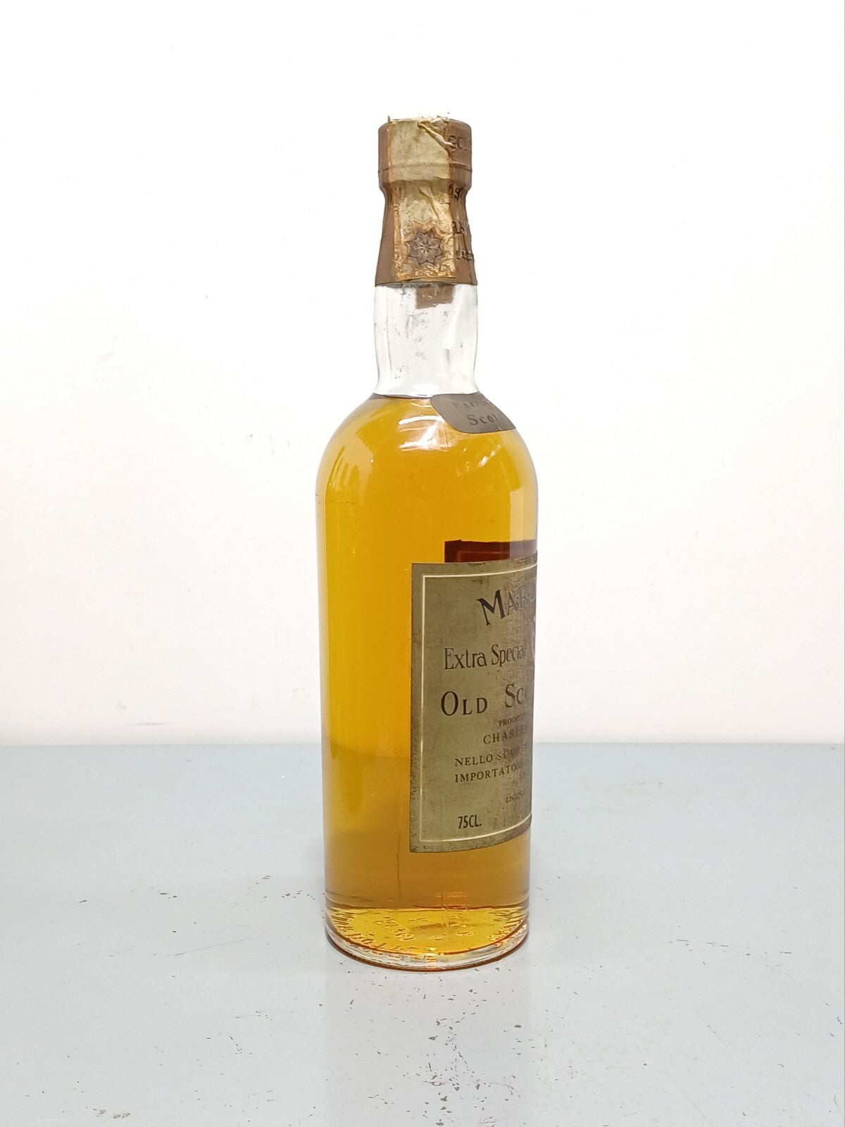 Whisky Marchant's Charles 1960 Extra Special Gold Label bott.75 cl