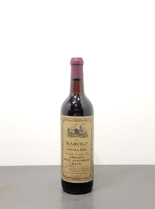 Barolo Renato Ratti 1966 Antiche Cantine Abbazia dell'Annunziata 72 cl 13.5%