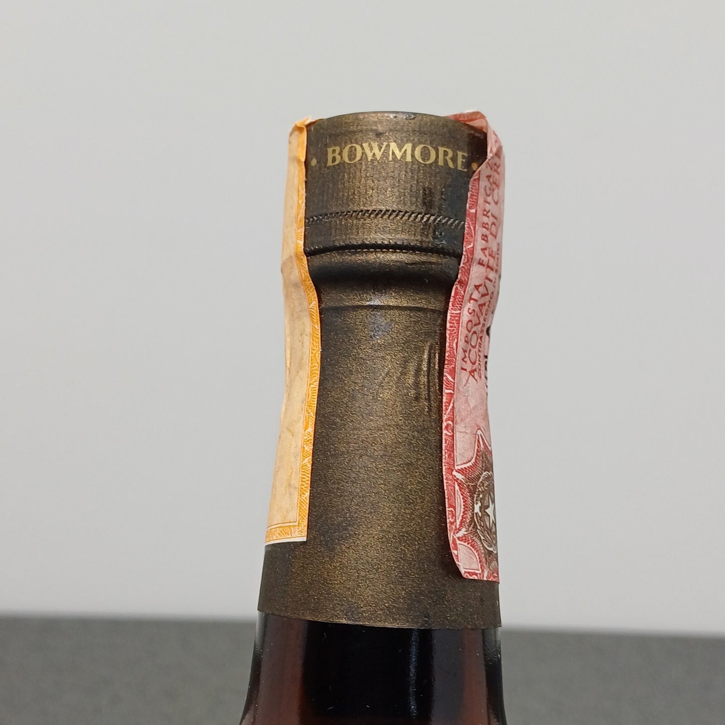 Bowmore 12 years Old Islay Pure Malt Scotch Whisky anni 80 bott. 75 cl 43%