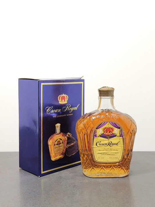 Whisky Crown Royal 1981 Joseph & Seagram Blended Canadian Whisky bott.75 cl 40%