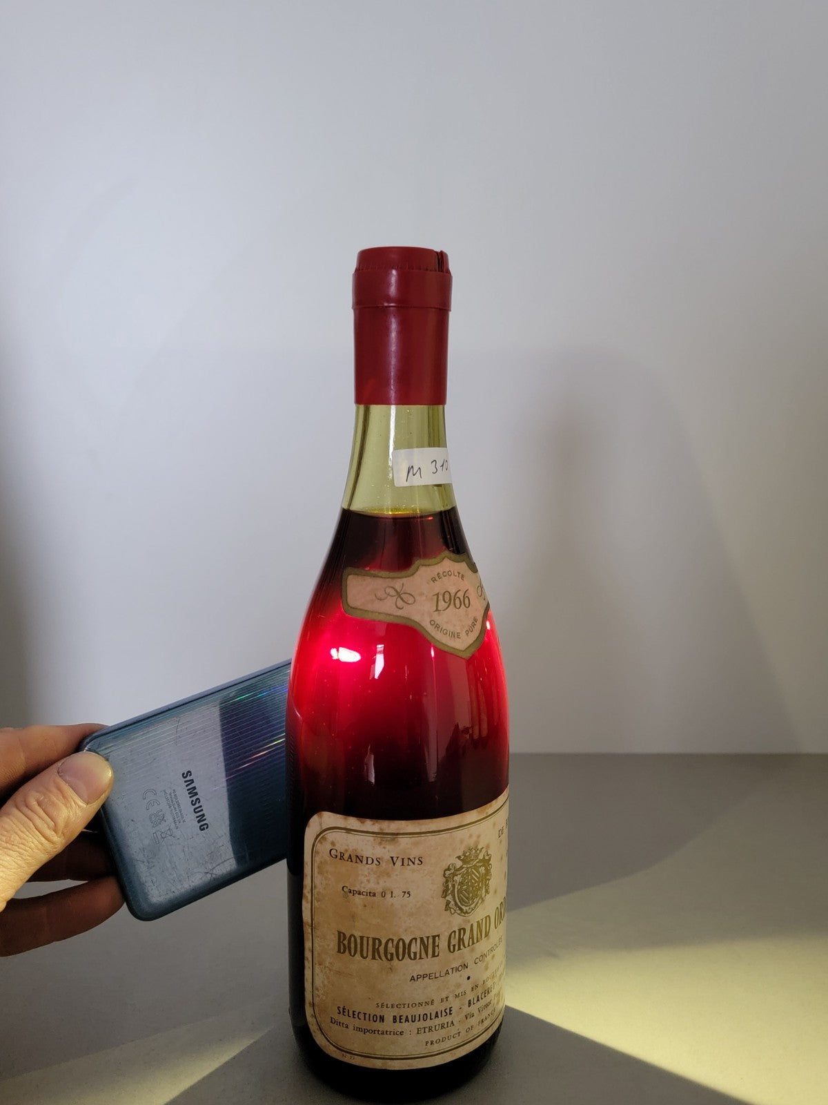 Bourgogne Grand Ordinaire 1966 Beaujolause Blaceret bott. 72 cl 12%