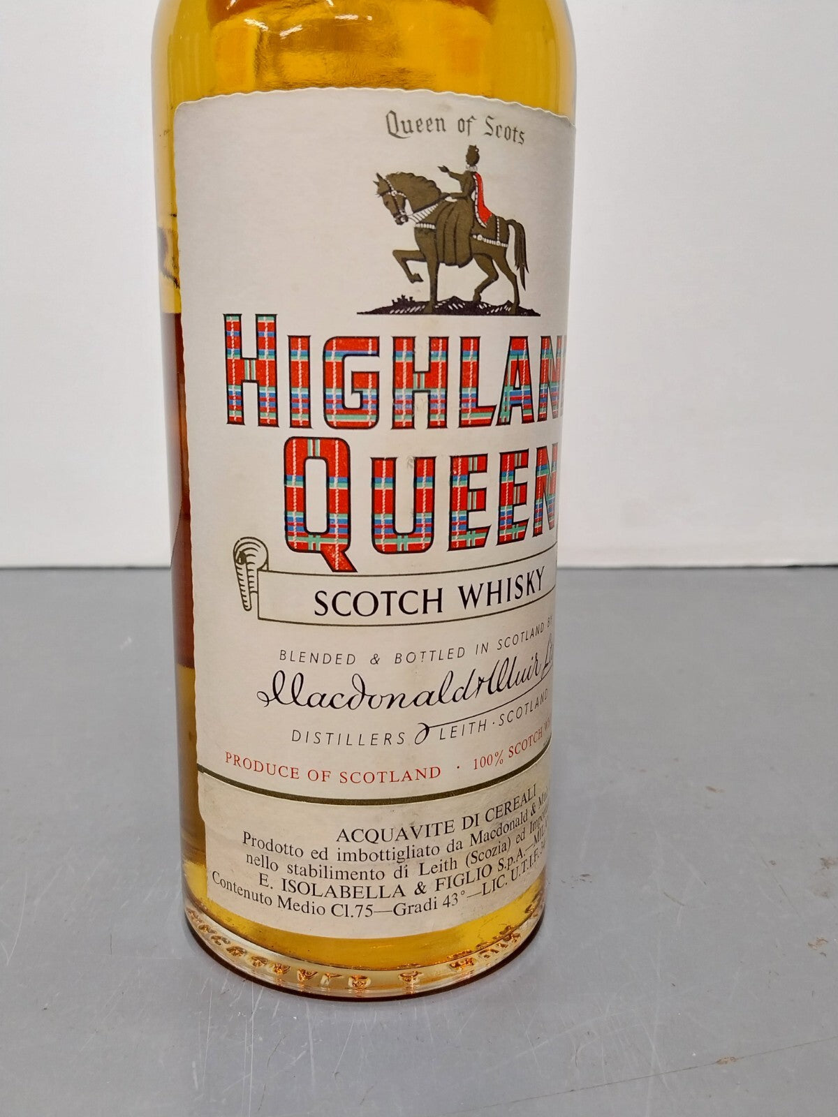 1x Whisky Highland Queen anni 60 bott. 75 cl