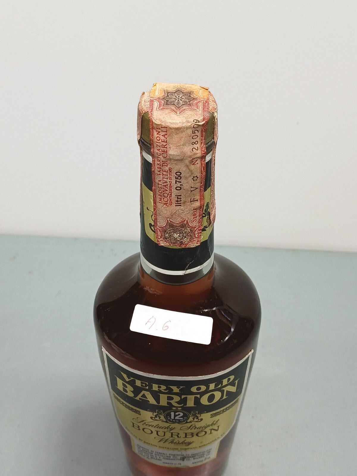 Whisky Very Old Barton 12 years Bourbon 1969 Bottled 1981 bott. 75 cl 40%