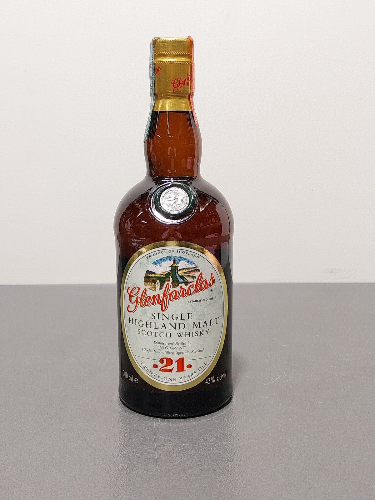 Whisky Glenfarclas 21 Years Old Single Highland Malt anni 90 bott.0.75 cl