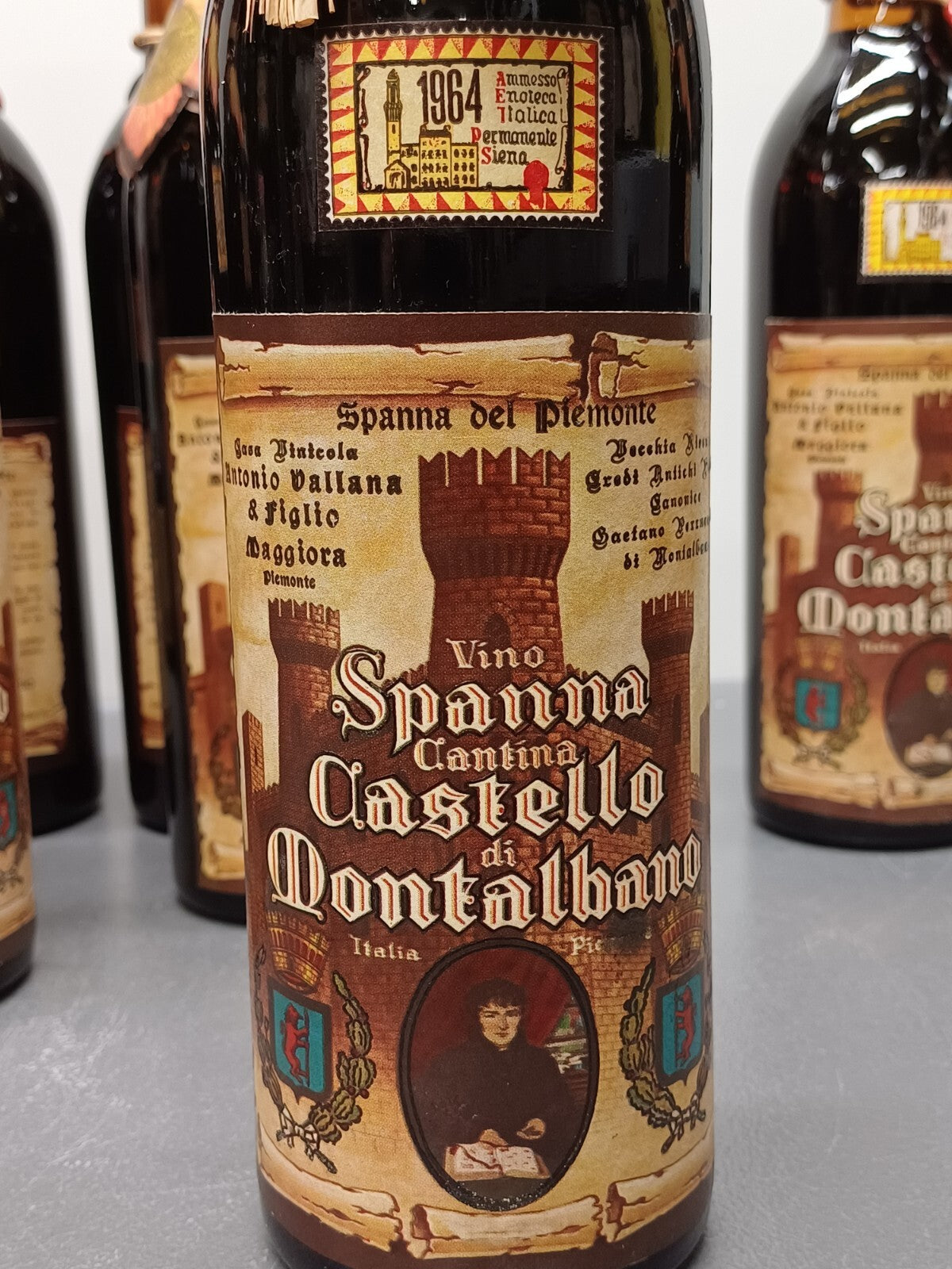 1x Spanna A. Vallana Cantina 1964 Castello Di Montalbano bott. 72 cl