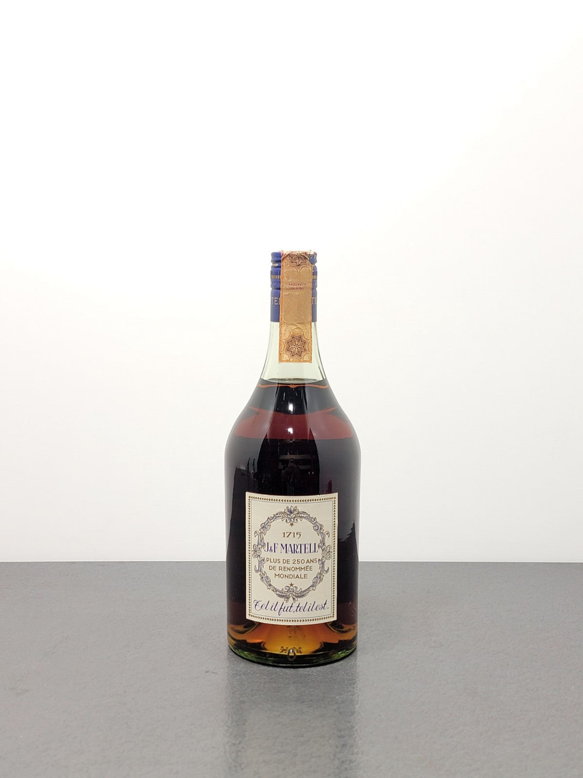 Cognac Martell 3 Stars 1970s 250 ° Aniversario bott.75 cl 40%