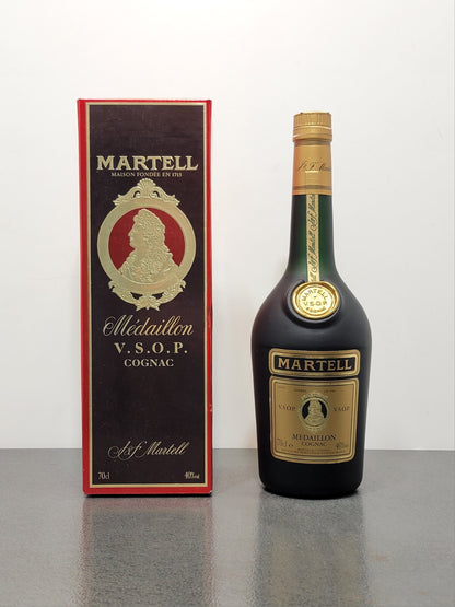 Cognac Martell Medaillon 1980s V.S.O.P bott.70 cl 40%