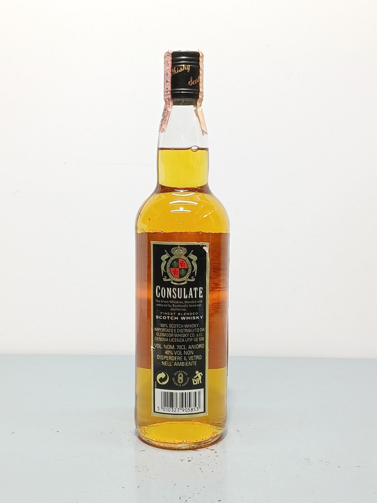 Whisky Consulate Finest Blended Scotch Whisky anni 80 bott.70 cl