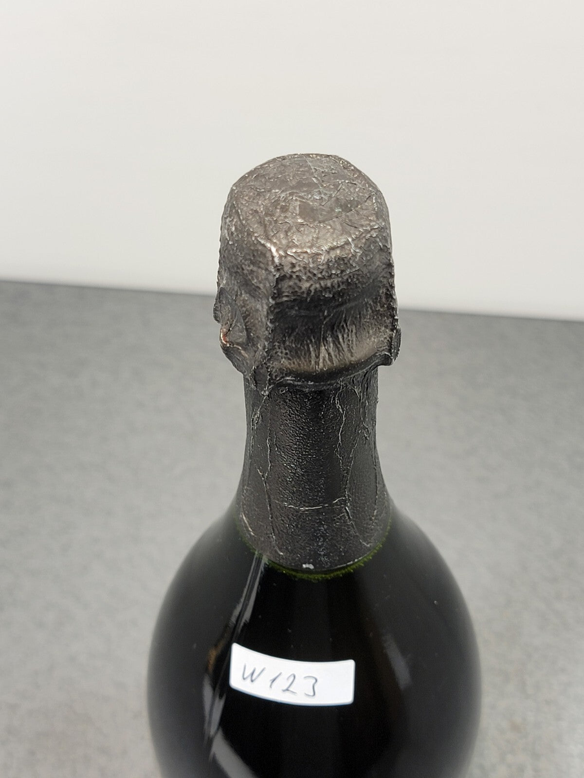 Champagne Dom Pérignon 1980 bott. 75 cl 12.7%