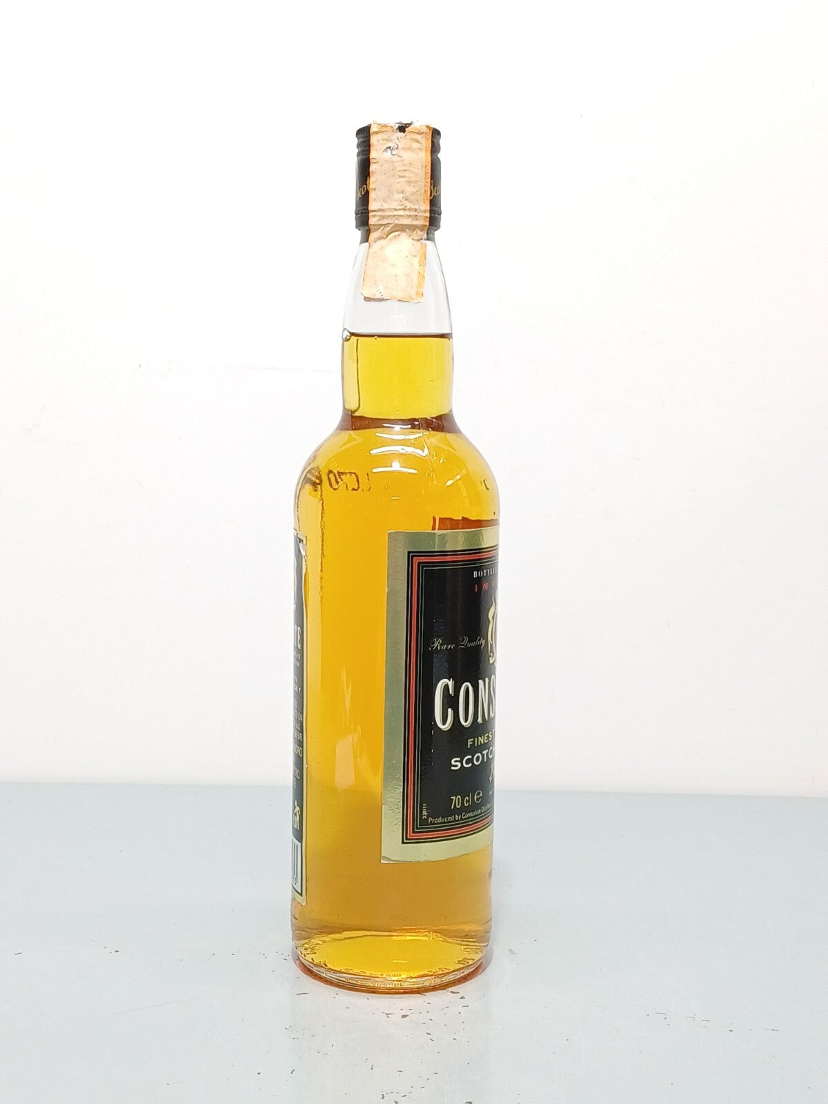 Whisky Consulate Finest Blended Scotch Whisky anni 80 bott.70 cl
