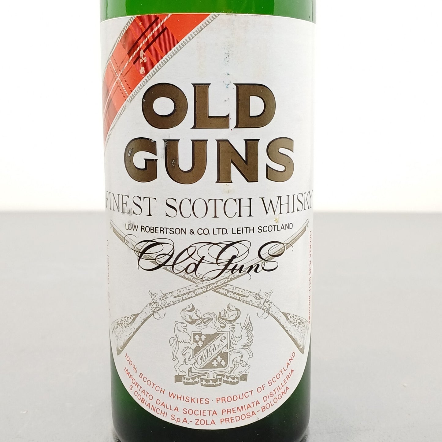 Whisky Old Guns 1970s Low Robertson & Co Port Elen bott.75 cl