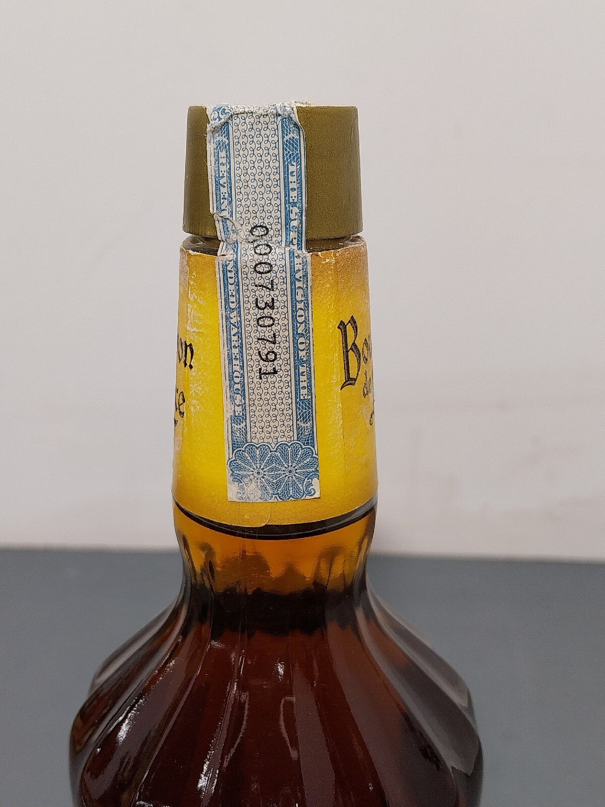 Whisky Bourbon De Luxe Kentucky anni 70 bott. 0.75 cl