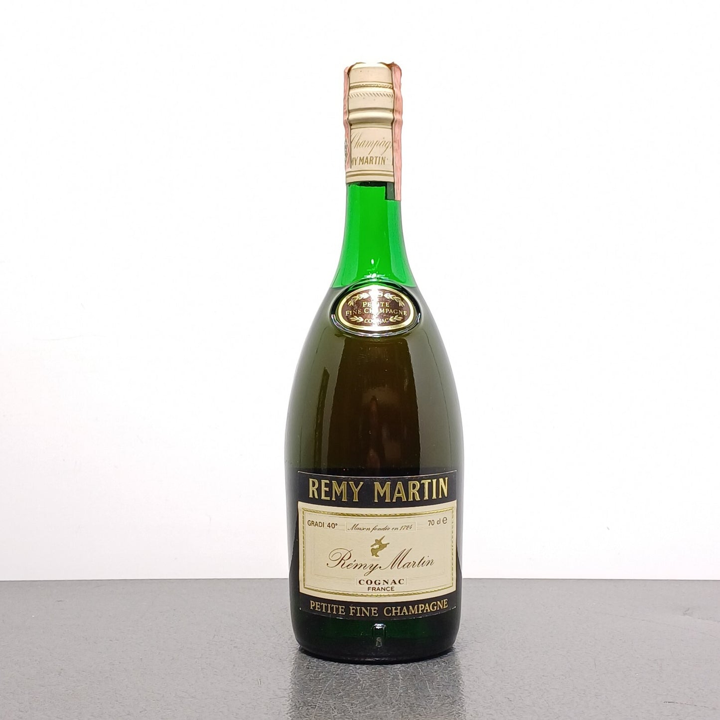 Cognac Remy Martin Petite Fine Cognac 1980s bott.70 cl 40%