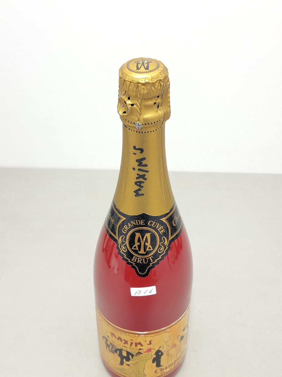 Champagne Maxim's Grande Cuvee Brut - 75 cl